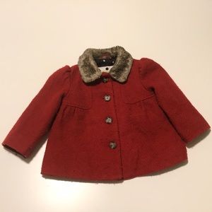 Never too young to be a fashionista!